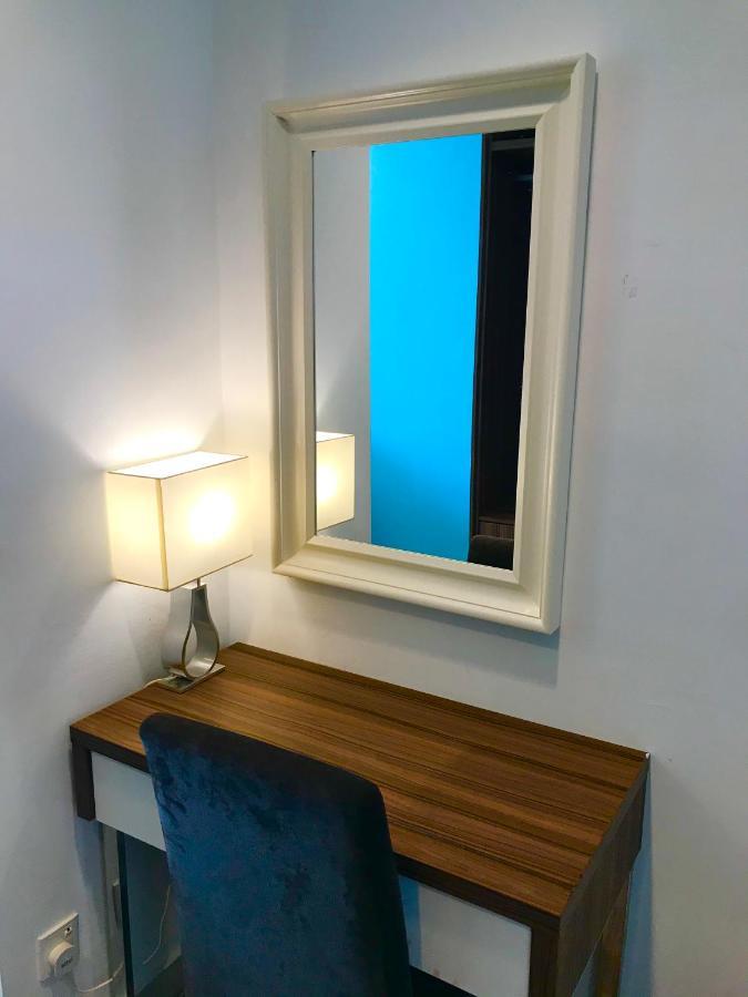 Mansion One Suites By Little Cabin George Town Zewnętrze zdjęcie